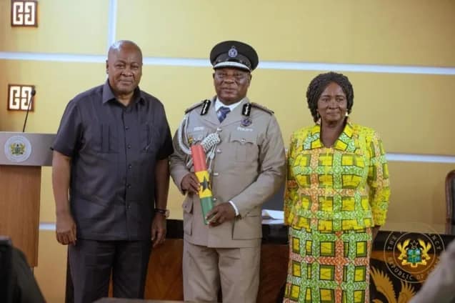 President Mahama swears in COP Tetteh Yohuno as new IGP